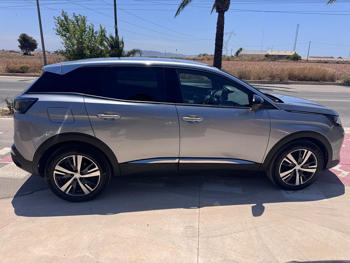 PEUGEOT 3008 ALLURE 1.6 PHEV AUTO SPANISH LHD IN SPAIN 26000 MILES SUPERB 2023